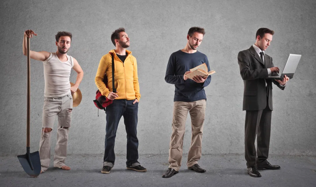 چرا داشتن چند نقش اجتماعی می‌تواند برای ما مفید باشد؟